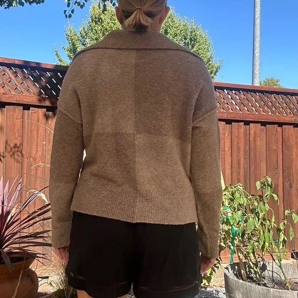 A&F Cream and Brown Collared Sweater - Picture 3 of 5